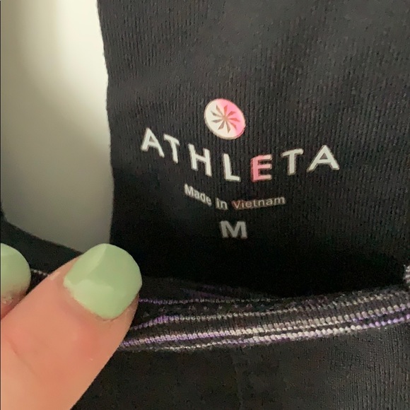 🏋️♀️ Athleta Sports Tank Top 🏋️♀️ - Picture 3 of 7